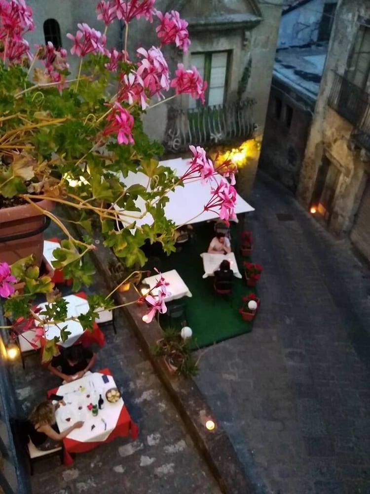 Hotel Federico II Castiglione De Sicilia Eksteriør billede